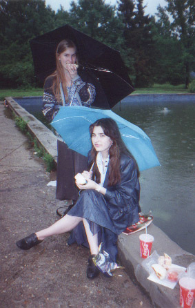 Шербурские зонтики: Донна Анна и Рысь